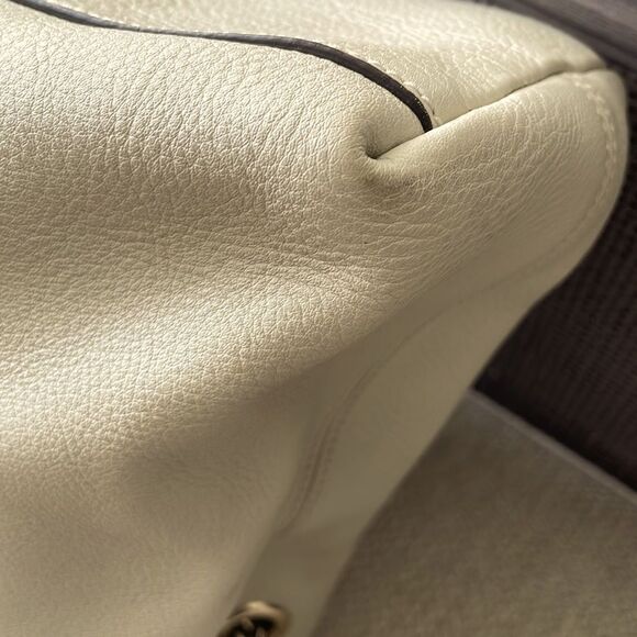 Gucci Soho Medium Leather Tote in Ivory - Picture 5 of 16